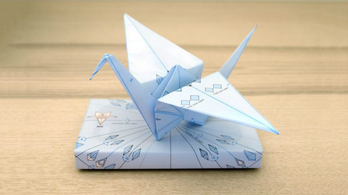 origami-wrapping-paper-by-ilovehandles-product-design_dezeen-hero-1-852x479.jpg